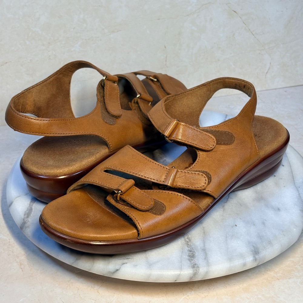 SAS Tripad Comfort Womens 8.5 N Tan Leather Adjustable Strap Wedge Sandals USA